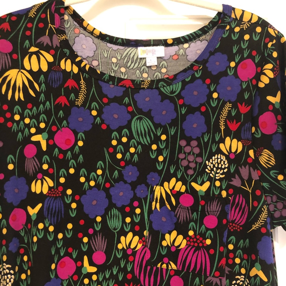 LuLaRoe Carly